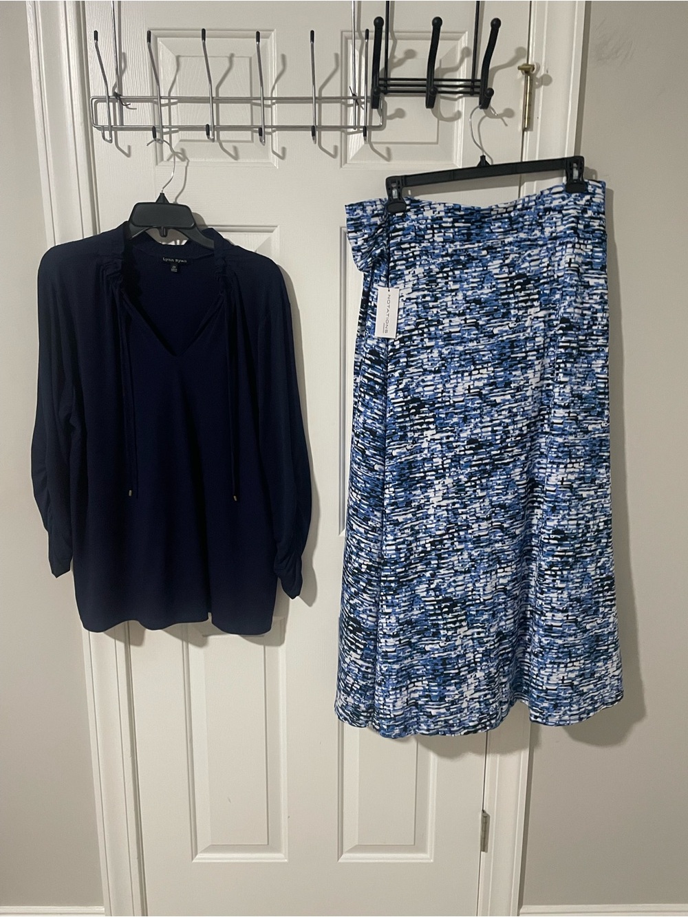 Blue Patterned A-Line Maxi Skirt notations 2x Lynn Ryan navy top 2z